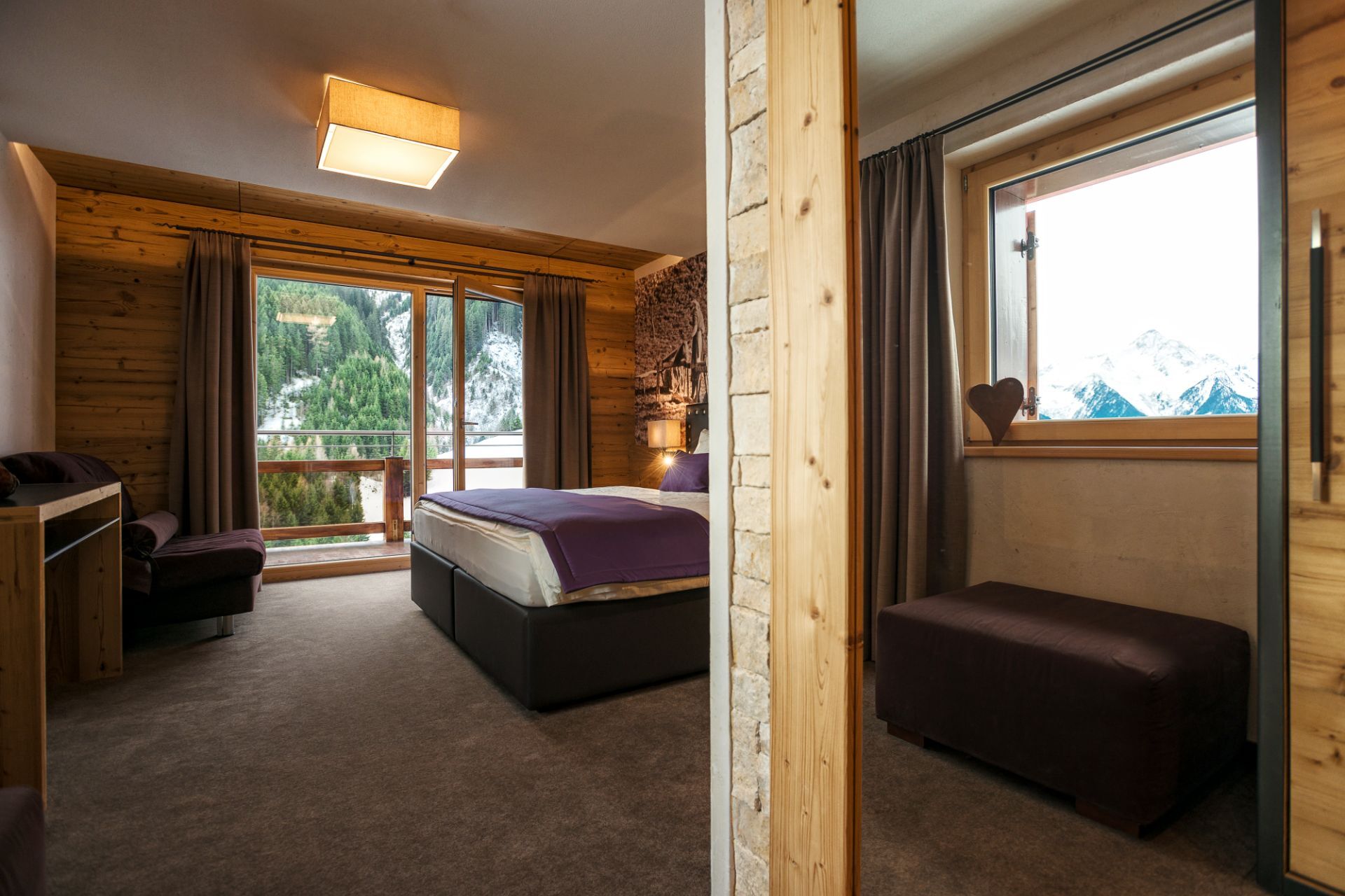 Doppelbett im Doppelzimmer Panorama im Hotel Bergkristall Hippach